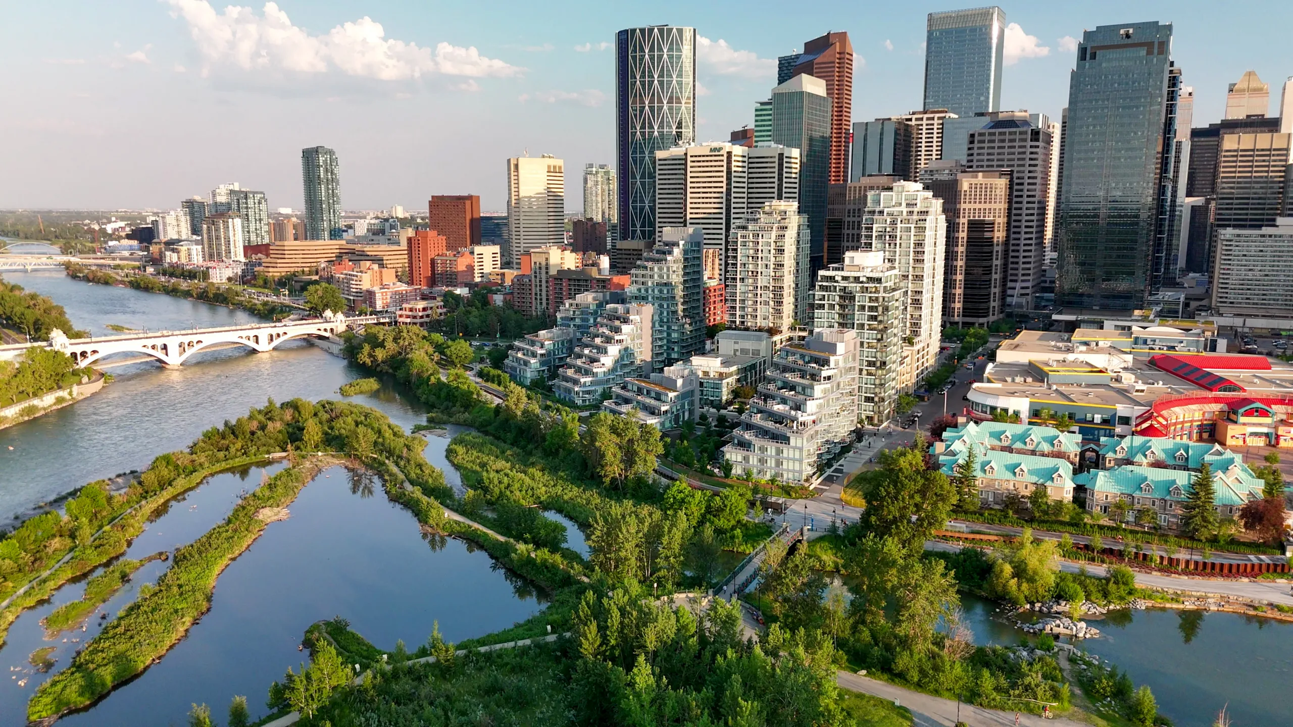 West of Bay Street: What Alberta’s economic trajectory means for Canada